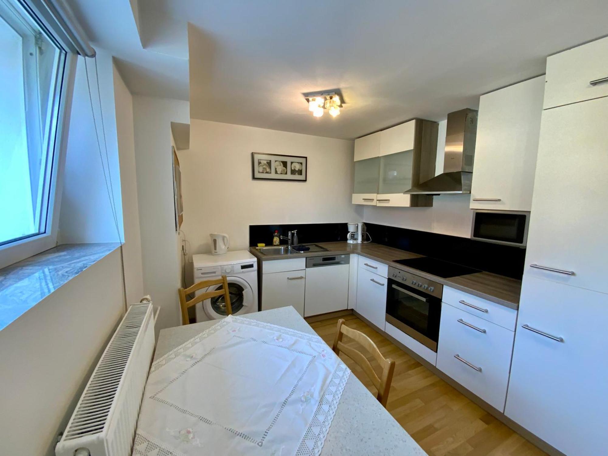 Aparthotel Geinberg Suites&via Nova 4*