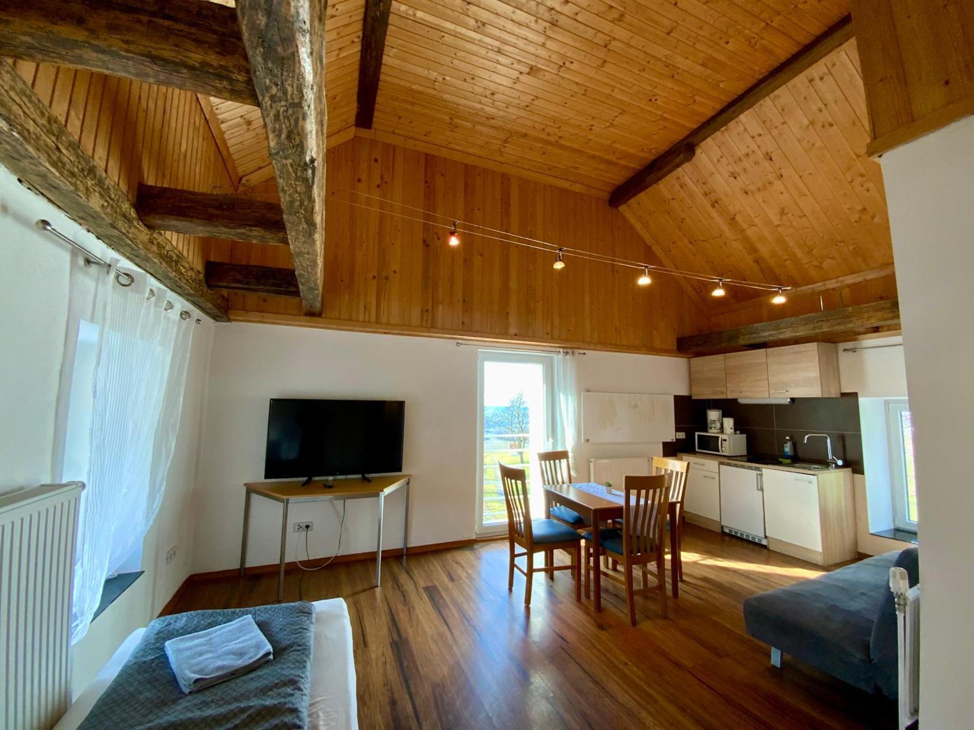 Geinberg & Via Nova Hotel apartamentowy 4*